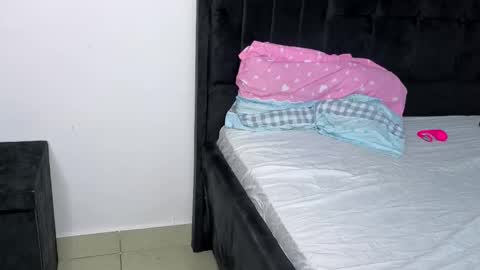 Snapshot of ebony_arya chatting on 10-02-25, 08:10 Arya online show from 10-02-25, 08:10