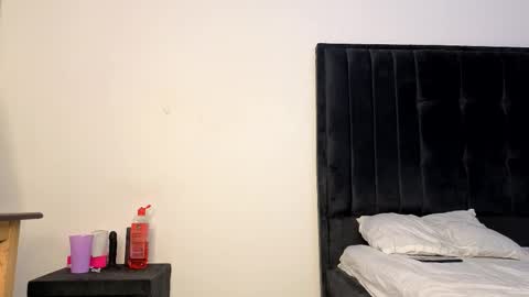 Snapshot of ebony_arya chatting on 10-26-25, 09:42 Arya online show from 10-26-25, 09:42