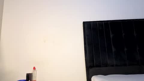 Snapshot of ebony_arya chatting on 11-17-25, 03:12 Arya online show from 11-17-25, 03:12