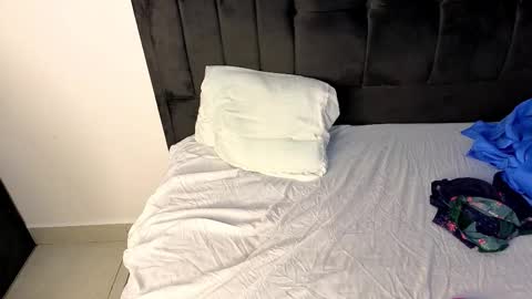 Snapshot of ebony_arya chatting on 11-18-25, 08:13 Arya online show from 11-18-25, 08:13