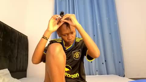 Snapshot of ebony_arya chatting on 11-22-25, 09:36 Arya online show from 11-22-25, 09:36