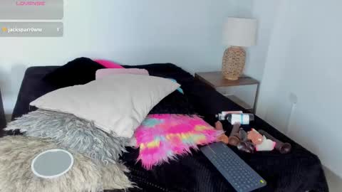 ebony_cute9 online show from 03-26-26, 07:30