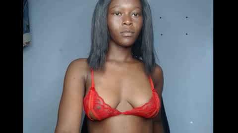 Snapshot of ebony_dark_melaninqueen chatting on 09-13-25, 08:47 vicky online show from 09-13-25, 08:47