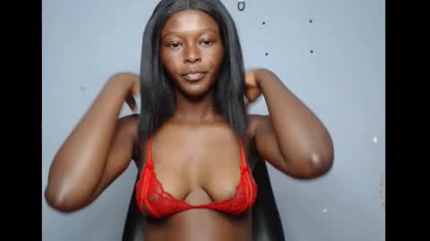 Snapshot of ebony_dark_melaninqueen chatting on 09-28-25, 12:54 vicky online show from 09-28-25, 12:54