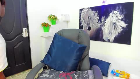 Snapshot of ebony_katterin chatting on 02-09-25, 02:50 ebony_katterin online show from 02-09-25, 02:50