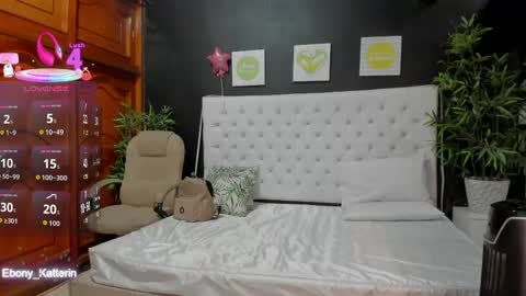 ebony_katterin online show from 05-30-26, 11:07
