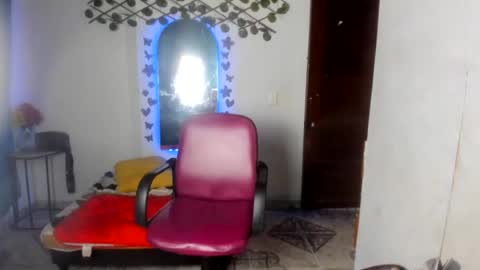 Snapshot of ebony_luna1 chatting on 07-16-26, 08:04 ebony_luna1 online show from 07-16-26, 08:04