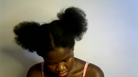 ebony_lynne online show from 05-10-26, 06:29