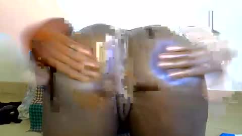 ebony_lynne online show from 06-20-26, 10:56