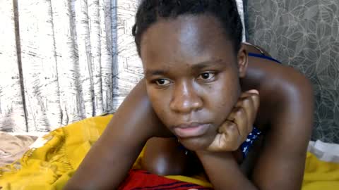 ebony_lynne online show from 06-24-26, 09:36