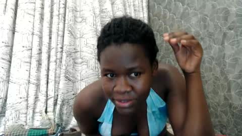 ebony_lynne online show from 07-01-26, 09:47