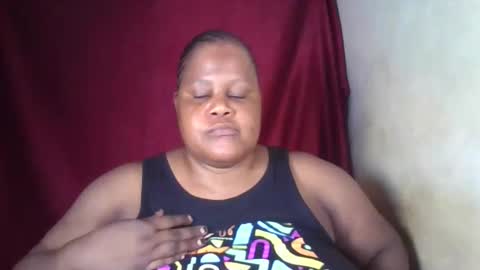 Snapshot of ebony_magixs chatting on 12-14-25, 10:20 ebony_magixs online show from 12-14-25, 10:20