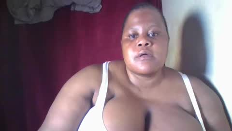 Snapshot of ebony_magixs chatting on 12-19-25, 03:19 ebony_magixs online show from 12-19-25, 03:19