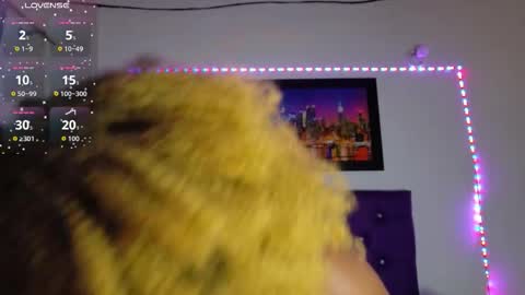 LINA  online show from 02-14-26, 12:29