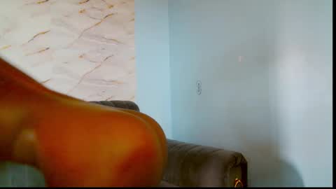 ebony_petitebody1 online show from 09-15-25, 08:14