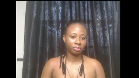Queen online show from 05-24-26, 07:57