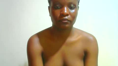 Snapshot of ebony_shan_ chatting on 10-26-25, 01:55 Shanny online show from 10-26-25, 01:55