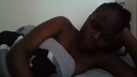 Snapshot of ebony_tasha chatting on 04-29-26, 07:56 tasha online show from 04-29-26, 07:56