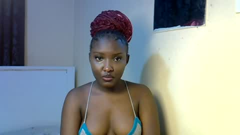 Snapshot of ebonybarbieee chatting on 06-24-26, 06:40 Barbie online show from 06-24-26, 06:40