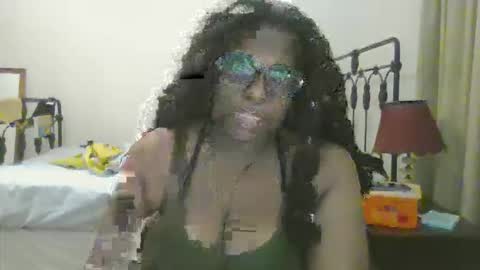 ebonybigtitqueen0 online show from 02-26-26, 03:16