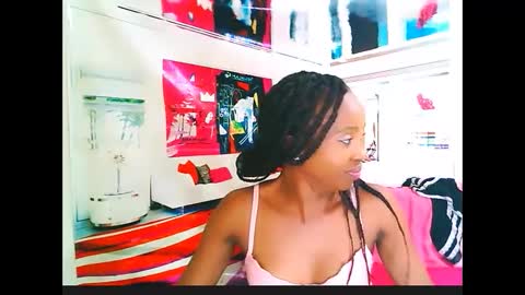 Snapshot of ebonycreamy69 chatting on 12-06-24, 01:22 Nova online show from 12-06-24, 01:22