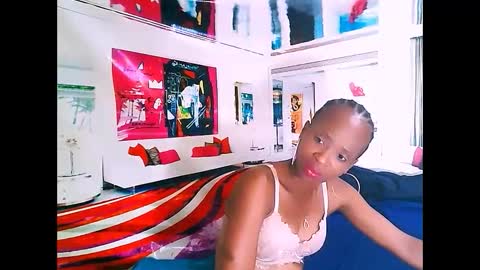 Snapshot of ebonycreamy69 chatting on 01-08-25, 09:12 Nova online show from 01-08-25, 09:12