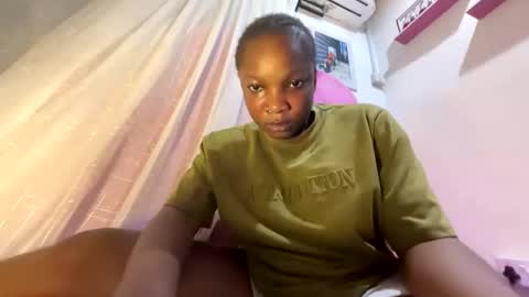 Snapshot of ebonykissxx chatting on 10-16-25, 10:55 ebonykissxx online show from 10-16-25, 10:55