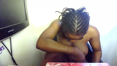 Snapshot of ebonykissxx chatting on 02-06-26, 11:46 ebonykissxx online show from 02-06-26, 11:46
