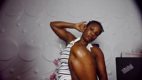 Snapshot of ebonykissxx chatting on 06-15-26, 10:45 ebonykissxx online show from 06-15-26, 10:45