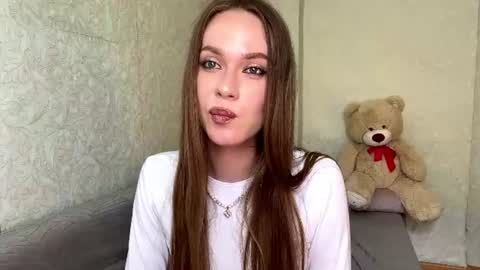 Lily online show from 06-19-26, 06:51