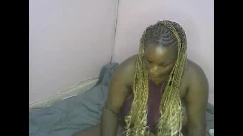 ebonymayahh online show from 05-17-26, 12:01