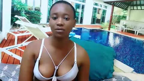 Snapshot of ebonyolive69 chatting on 12-12-24, 10:56 Cindy online show from 12-12-24, 10:56