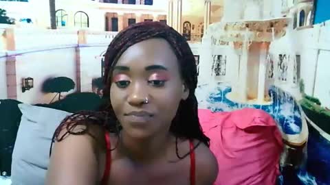 Snapshot of ebonyolive69 chatting on 12-19-24, 12:01 Cindy online show from 12-19-24, 12:01