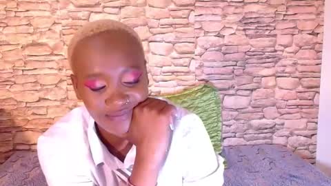 Snapshot of ebonyolive69 chatting on 10-13-25, 08:47 Cindy online show from 10-13-25, 08:47