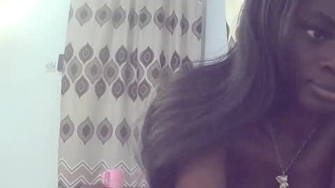 queen online show from 10-04-25, 01:42