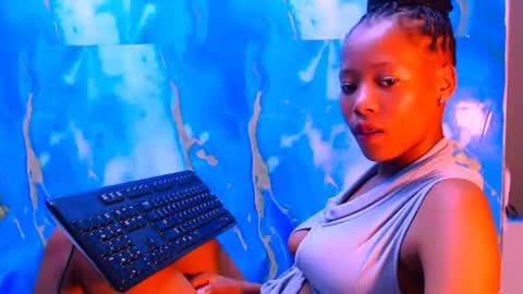 ebonypretty69 online show from 12-04-25, 06:44