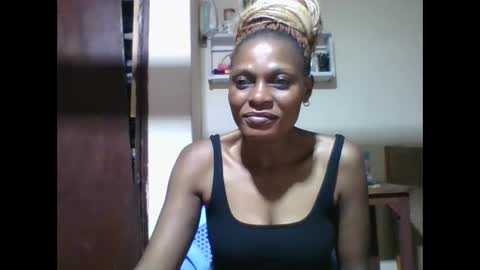 Snapshot of ebonyqueen4 chatting on 06-09-26, 07:53 JACKLINE online show from 06-09-26, 07:53