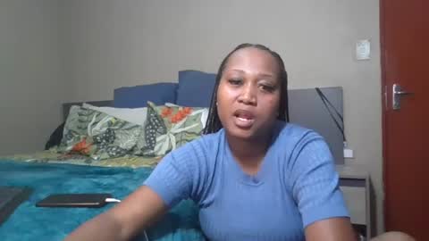 Snapshot of ebonyseductresx chatting on 06-29-26, 03:45 ebonyseductresx online show from 06-29-26, 03:45