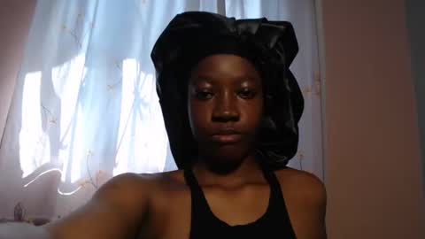 ebonysmiles00 online show from 05-30-26, 12:02