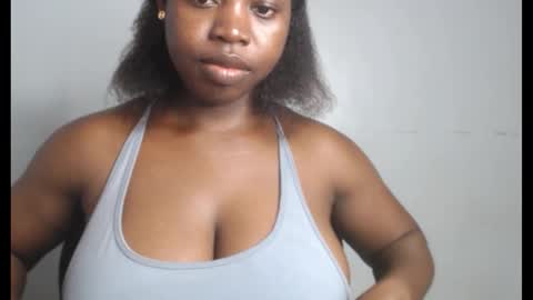 Snapshot of ebonyx_dripqueen chatting on 11-01-25, 06:59 Loveth online show from 11-01-25, 06:59