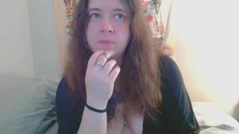 Weird Echo online show from 04-22-26, 06:20