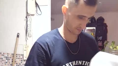 Snapshot of ed_big_cock chatting on 09-17-25, 02:02 Edd Gallego online show from 09-17-25, 02:02