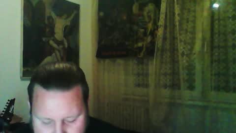 Snapshot of eda666 chatting on 10-08-25, 05:43 Edward online show from 10-08-25, 05:43