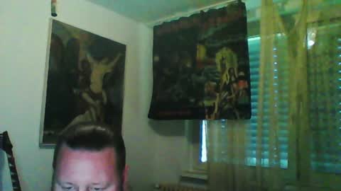 Snapshot of eda666 chatting on 06-10-26, 05:45 Edward online show from 06-10-26, 05:45