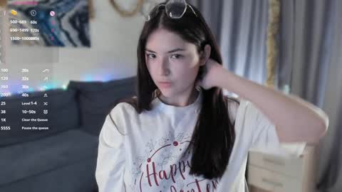 Viola online show from 12-27-24, 01:18