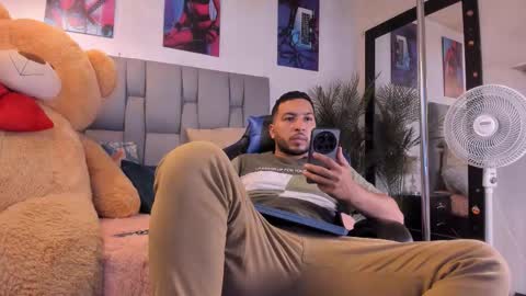 edahi1386 online show from 09-13-25, 11:04