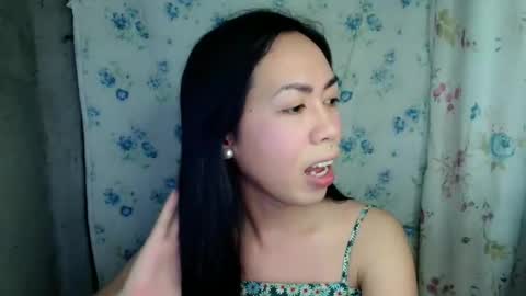 Snapshot of eddfox001 chatting on 06-07-26, 05:55 eddfox001 online show from 06-07-26, 05:55
