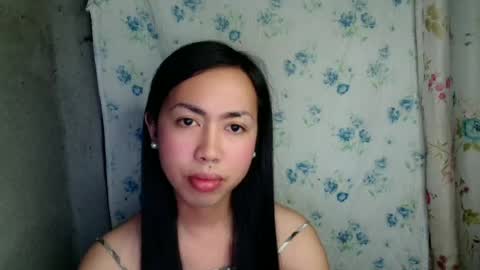Snapshot of eddfox001 chatting on 06-21-26, 11:24 eddfox001 online show from 06-21-26, 11:24