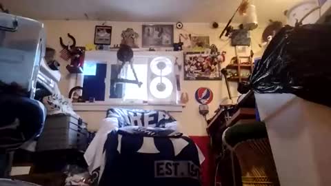 Eddy online show from 06-07-26, 05:38