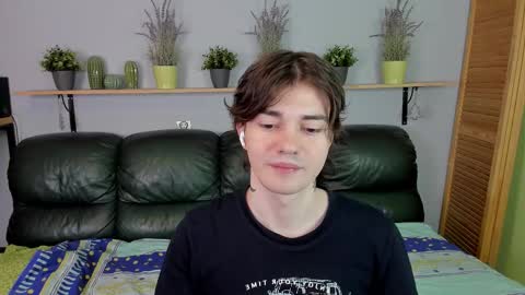 Snapshot of edgar_ray chatting on 12-19-25, 02:51 Edgar online show from 12-19-25, 02:51